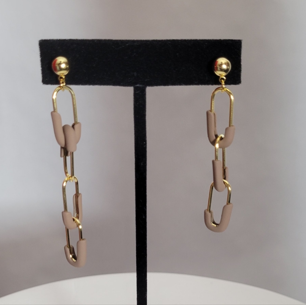 🔥 BUNDLE DEAL: 3 for $25 OR 5 for $50 Brown and Gold Chain Earrings